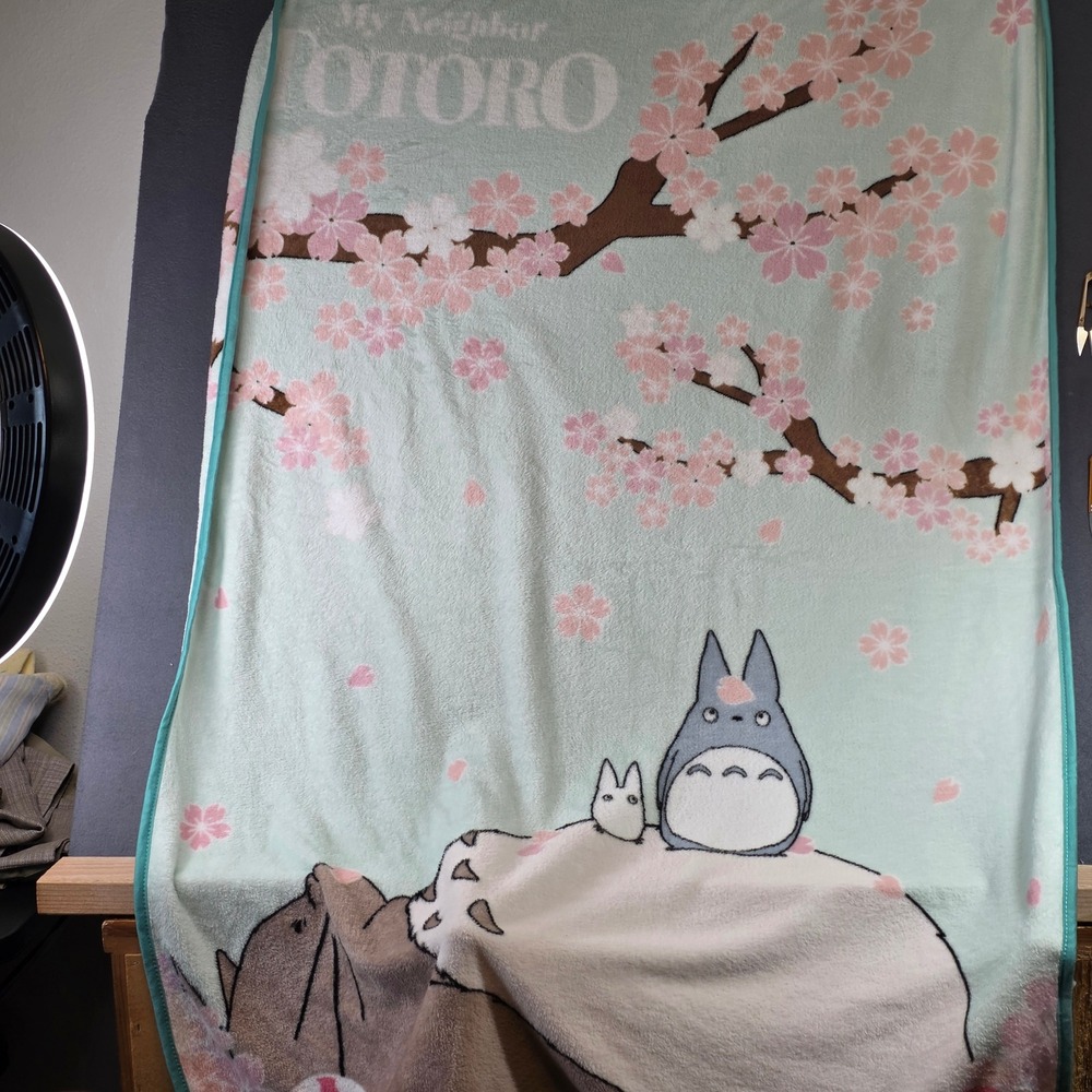 StudioGhibli My Neighbor Totoro Cherry Blossom Fleece Throw Her Universe Blanket